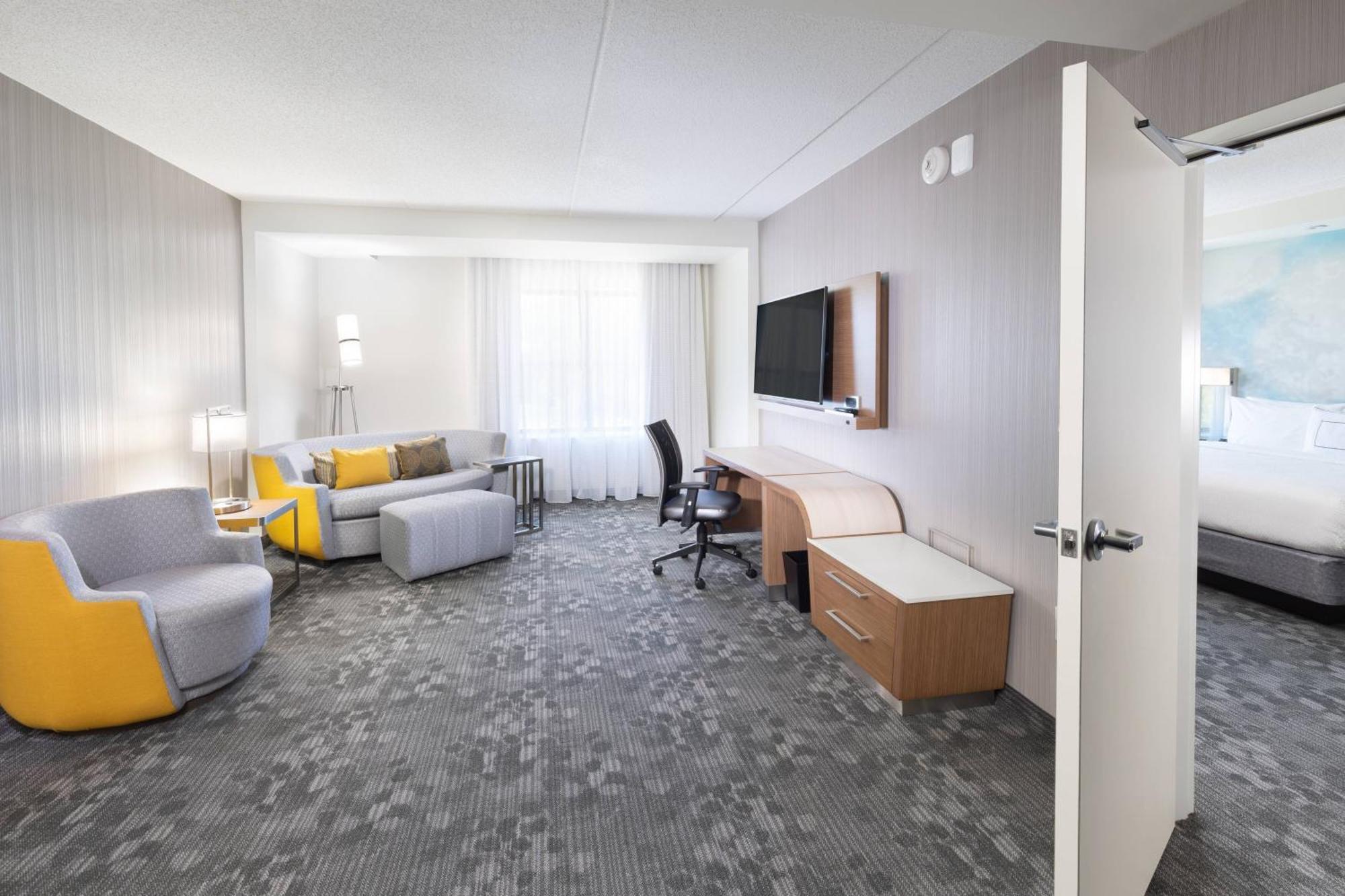 Courtyard By Marriott Боуи Экстерьер фото